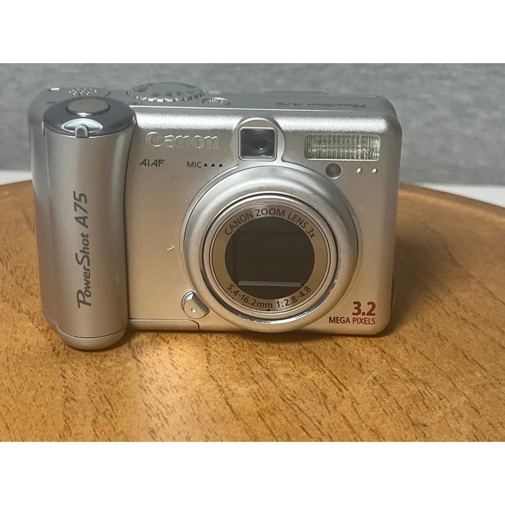 Canon PowerShot A75 Silver 3.2MP Digital Camera 3x Optical Zoom with Case WORKS